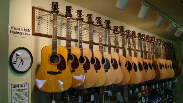 Pro Music Martin Acoustic Guitars